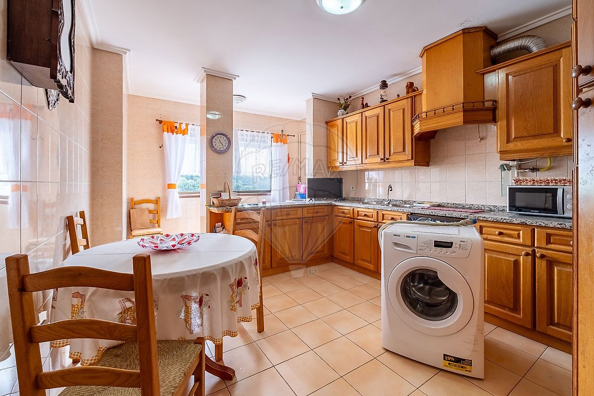 Apartamento T3 à venda em Oliveira de Azeméis