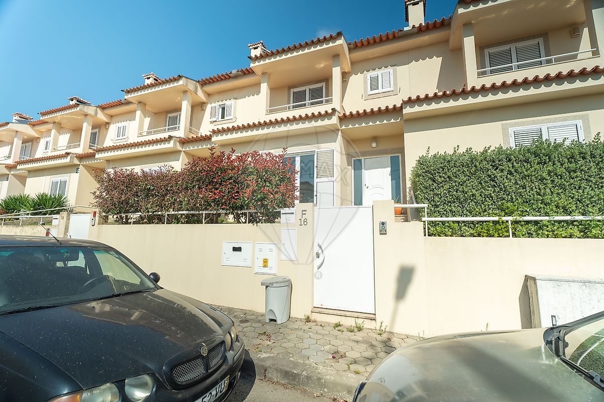 Apartamento T3 à venda em Santa Maria da Feira