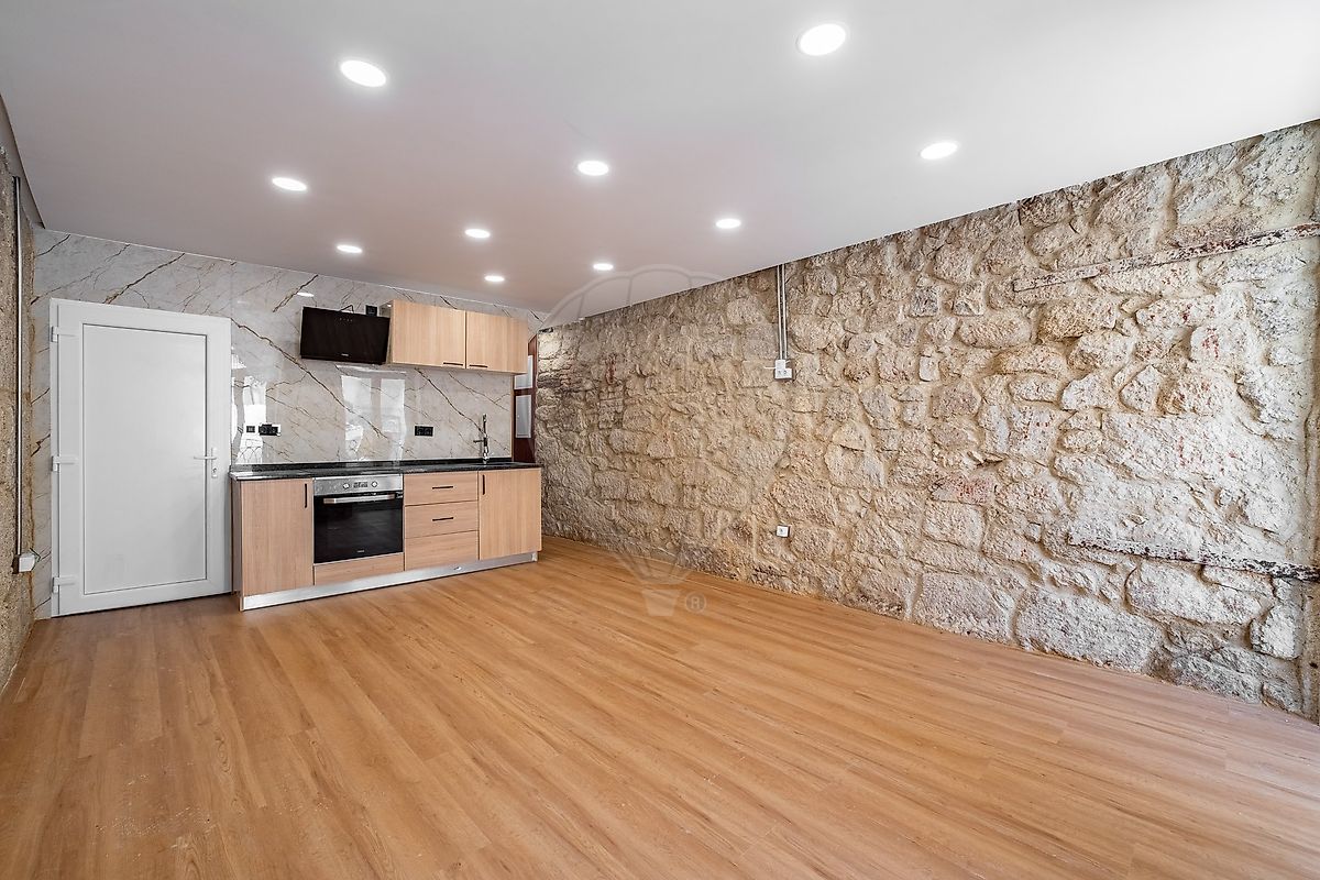Apartamento T1 à venda em Porto