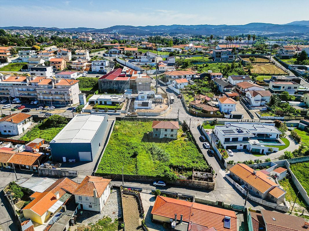 Moradia T4 - Vila de Cucujães, Oliveira de Azeméis, Aveiro