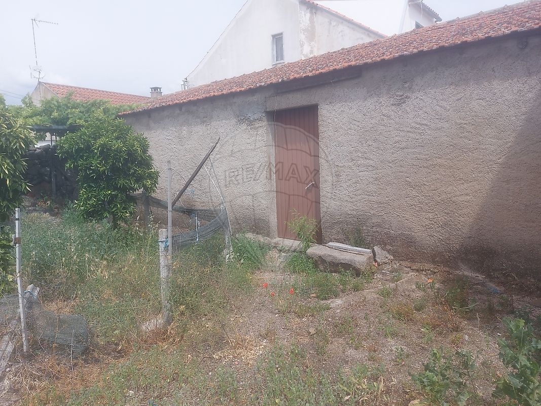 Arrecadação  à venda em Penamacor