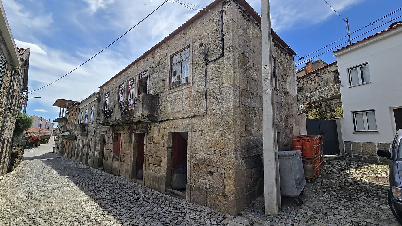 Moradia T3 à venda em Sabugal