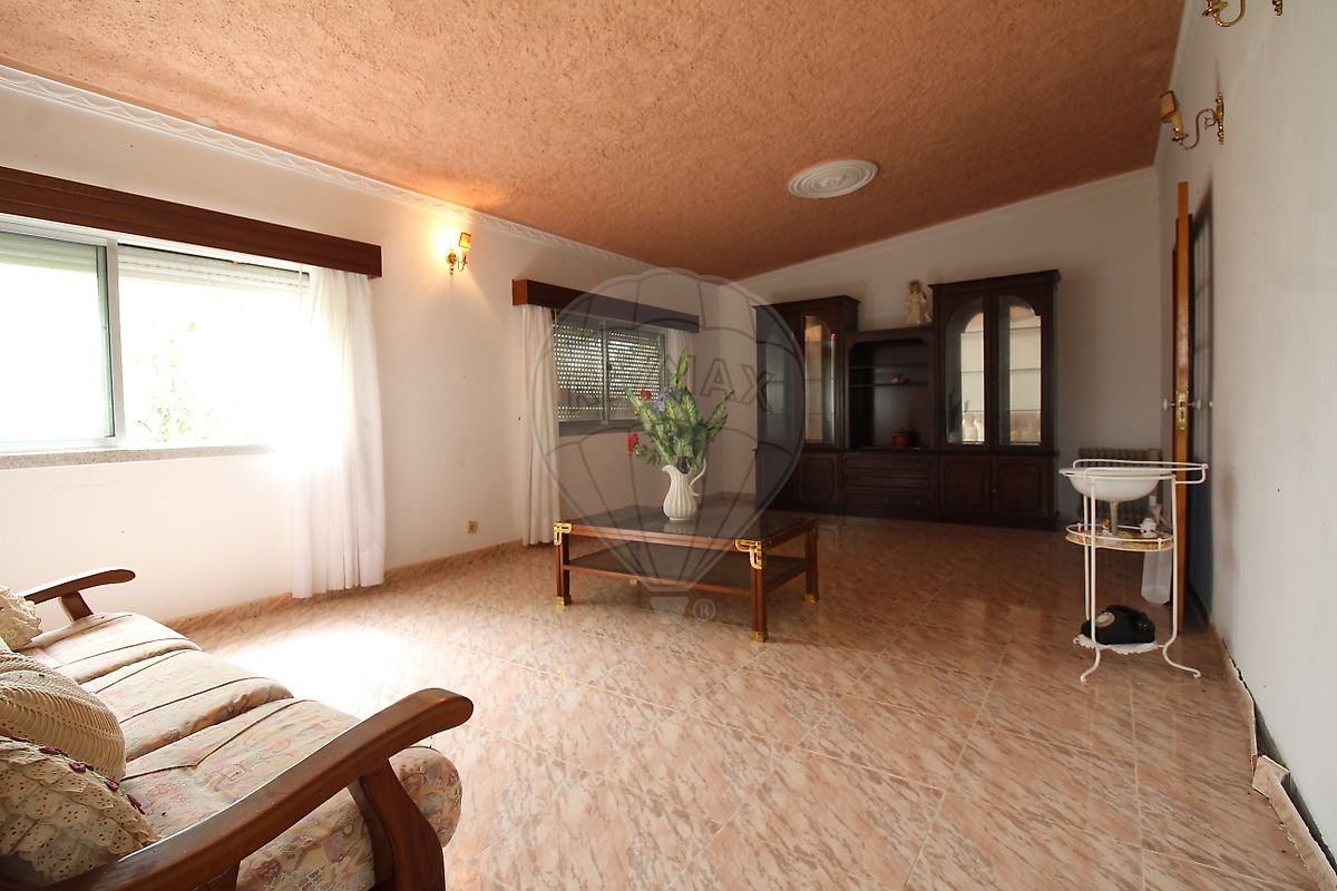 listing 126661014-41 picture-0