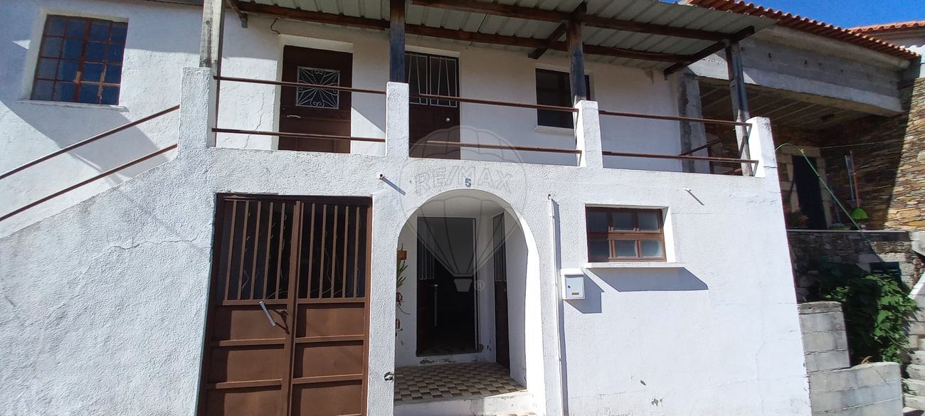 Moradia T2 para venda