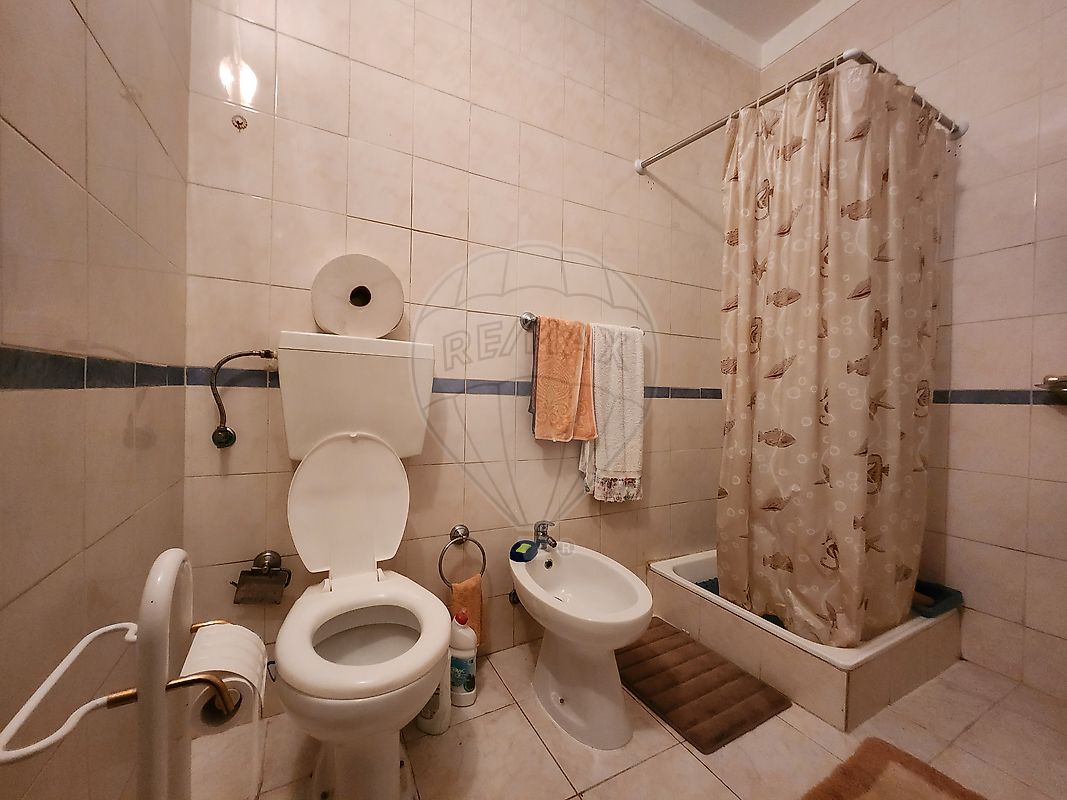 listing 126661023-8 picture-0