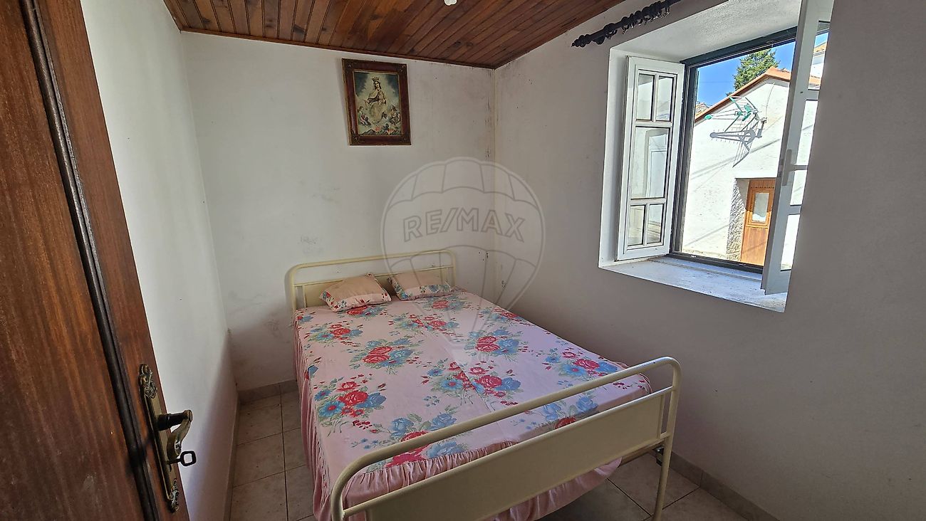 Moradia T4 à venda em Erada, Covilhã — foto 19