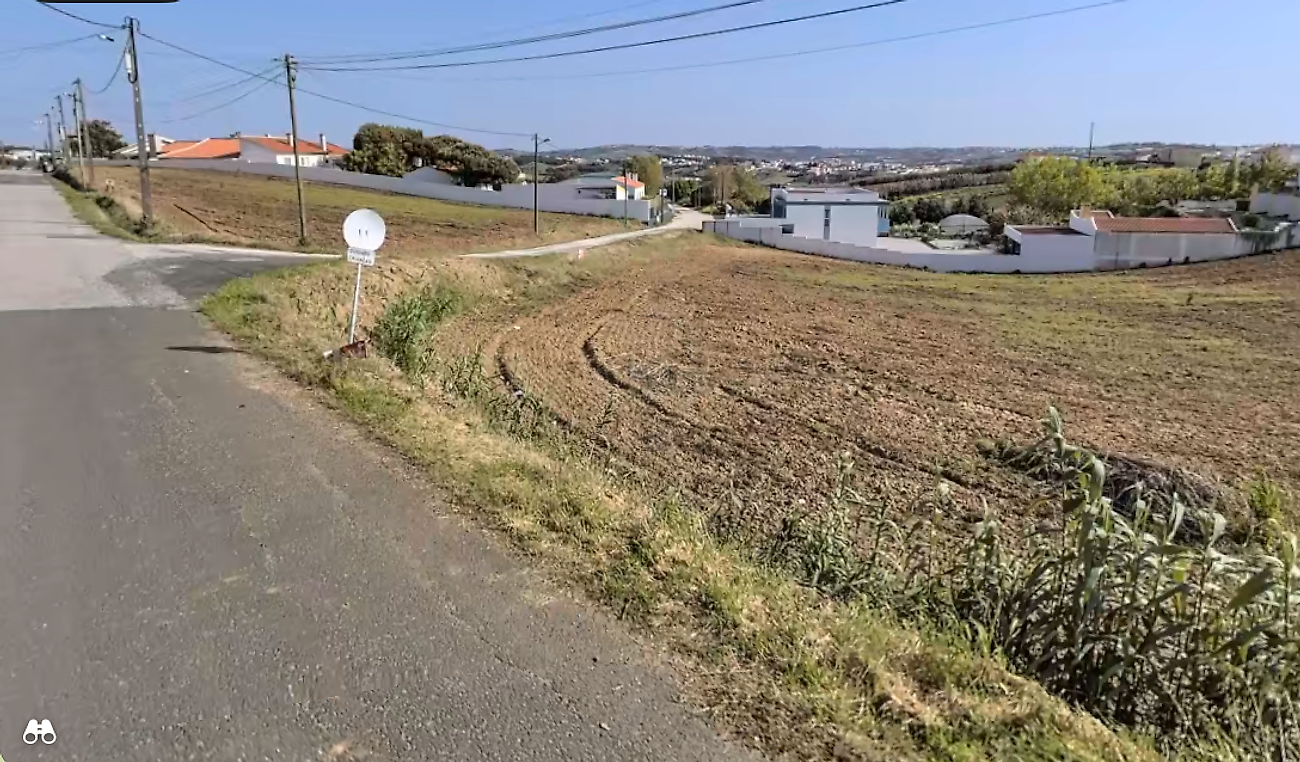 Terreno  à venda em Lourinhã