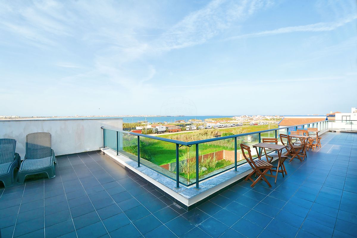 Apartamento T4 à venda em Peniche