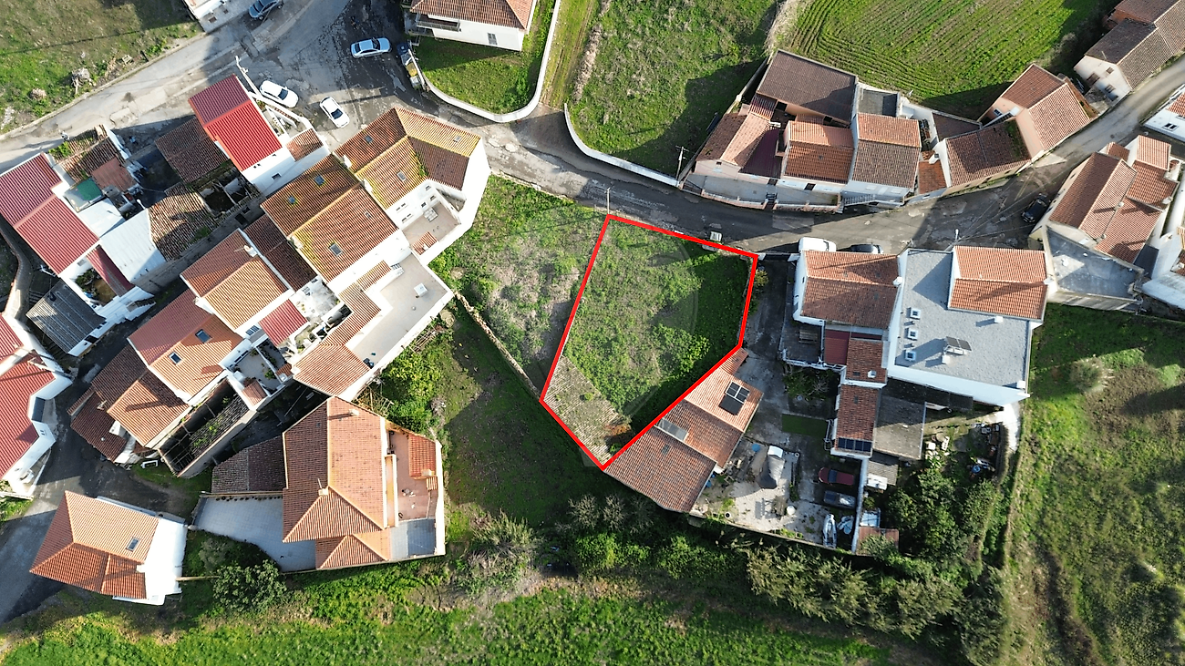 Terreno à venda em Peniche