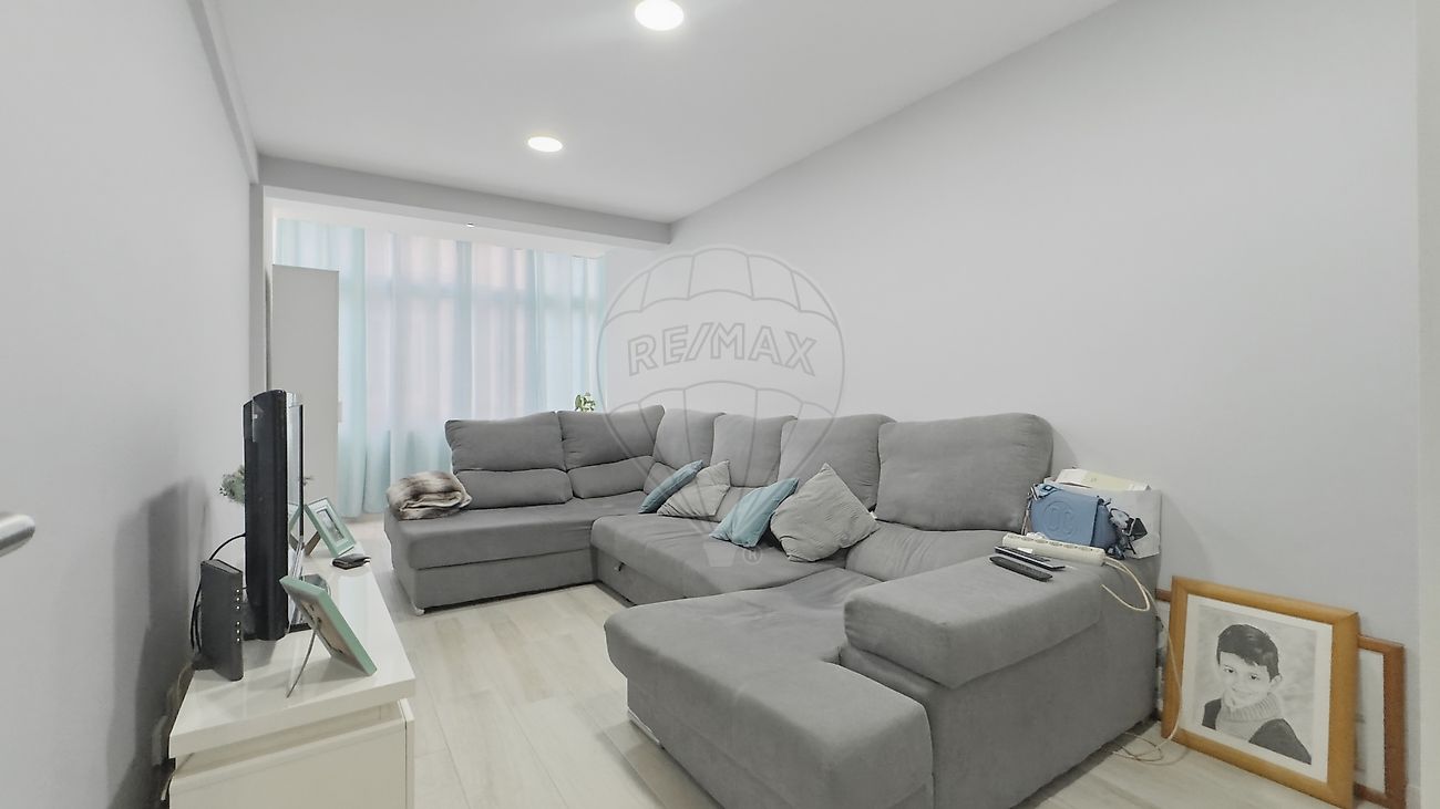 Apartamento T3 à venda em Almada