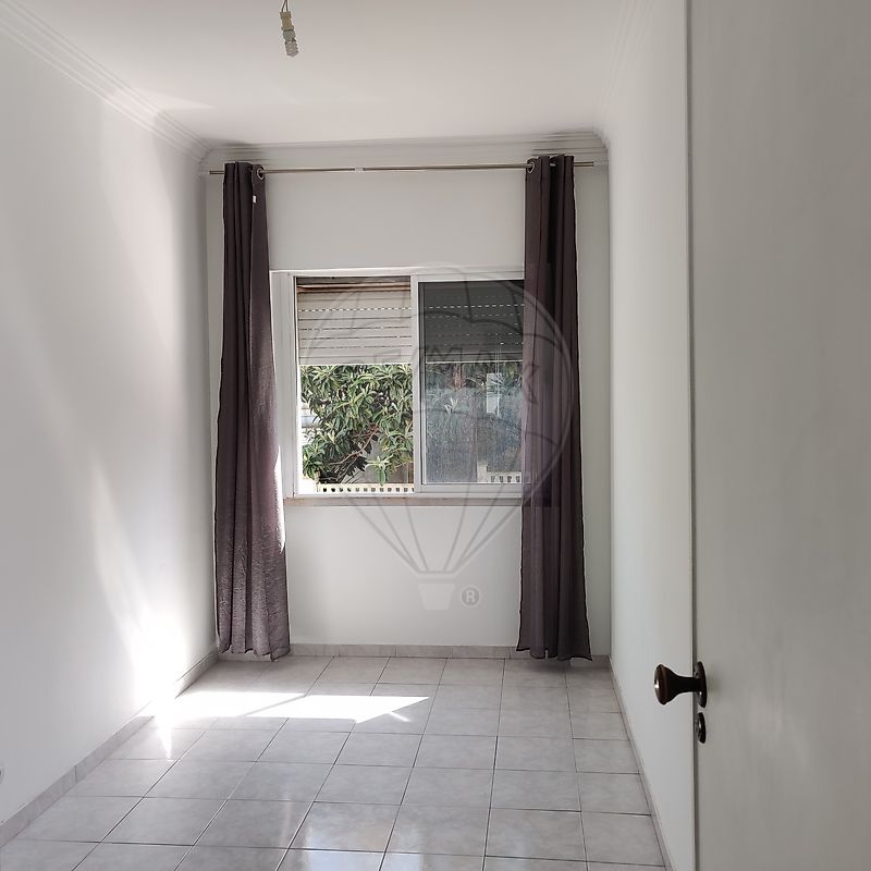 Apartamento T2 à venda em Almada