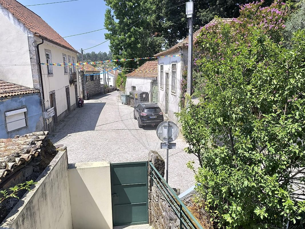 listing 126701052-9 picture-0