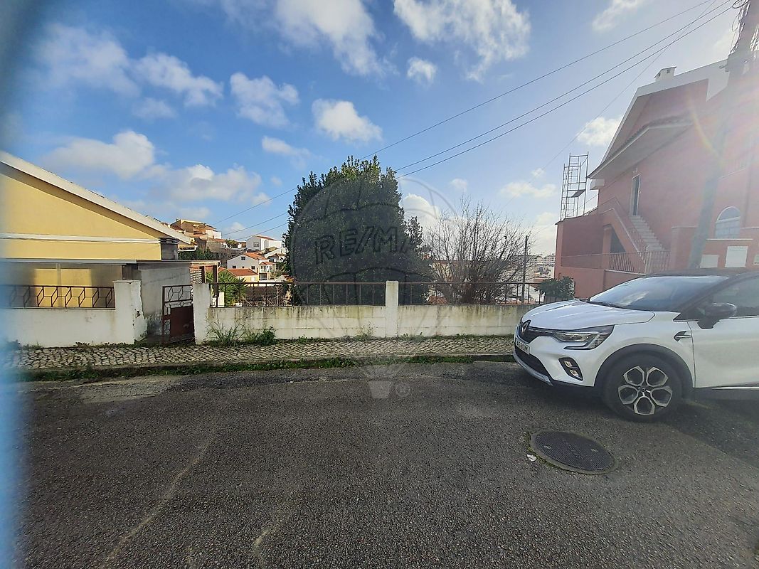 Terreno à venda em Vila Franca de Xira