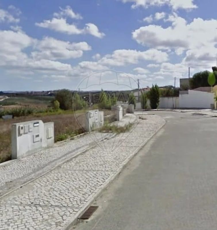 Terreno à venda em Lourinhã