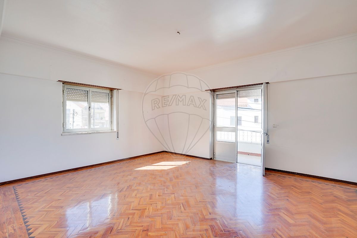 Moradia T6+ à venda em Santa Iria de Azoia, São João da Talha e Bobadela, Loures — foto 7