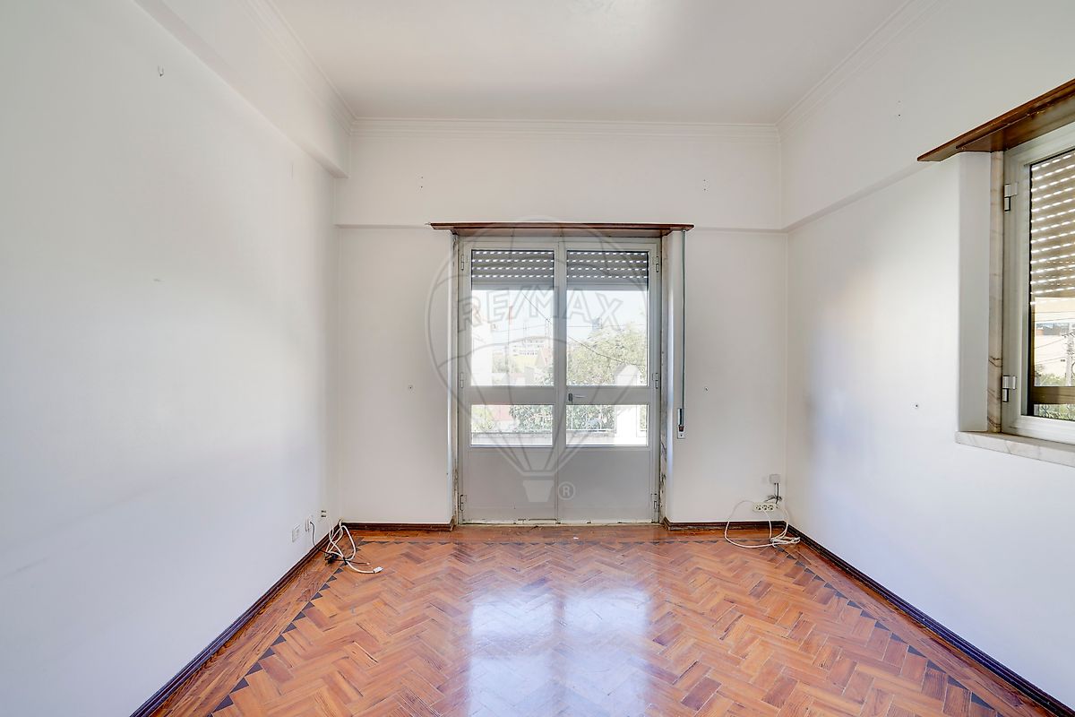 Moradia T6+ à venda em Santa Iria de Azoia, São João da Talha e Bobadela, Loures — foto 16