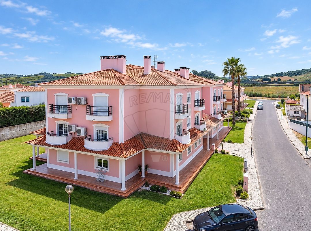 Apartamento T3 para arrendar em Alenquer