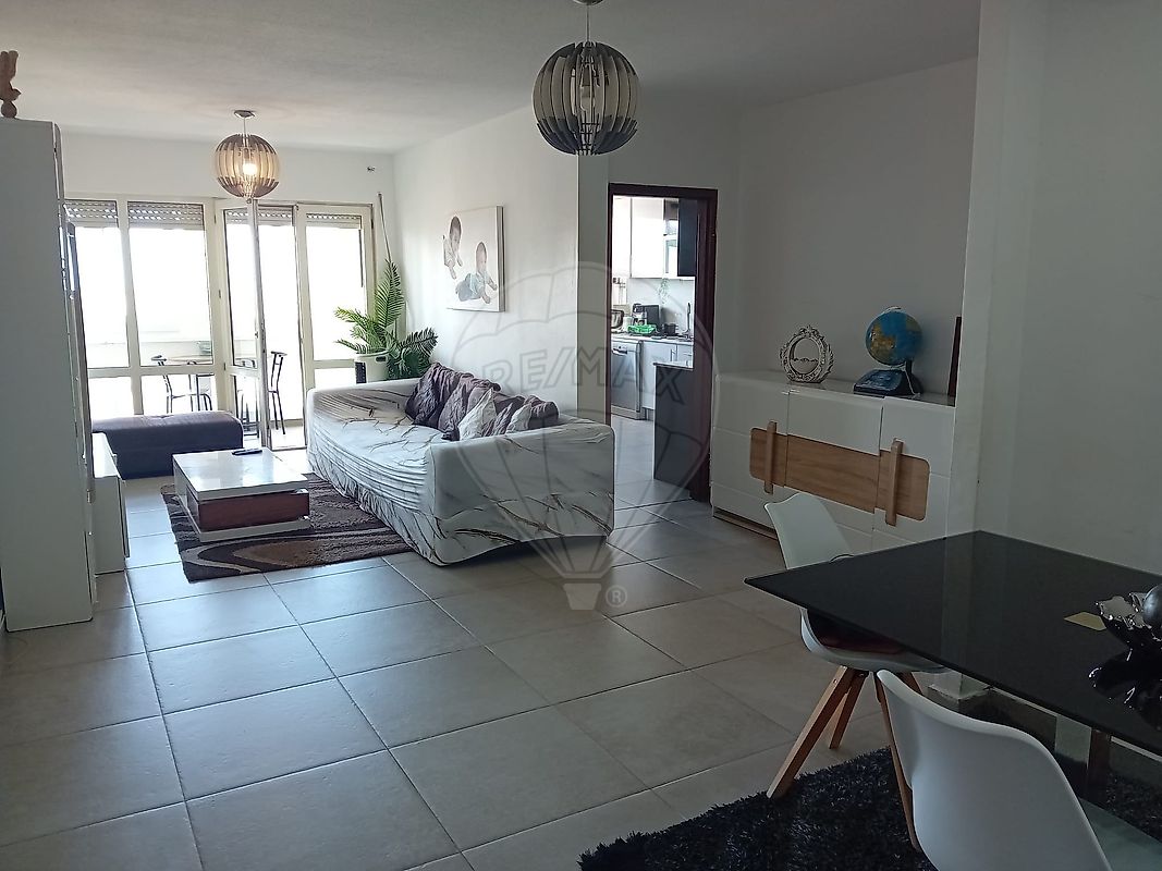 Apartamento - Santo António da Charneca, Barreiro, Setúbal