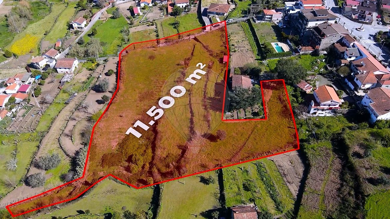Land for sale in Marco de Canaveses, Portugal — €495,000