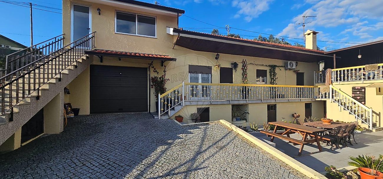 Moradia - Rio de Moinhos, Penafiel, Porto