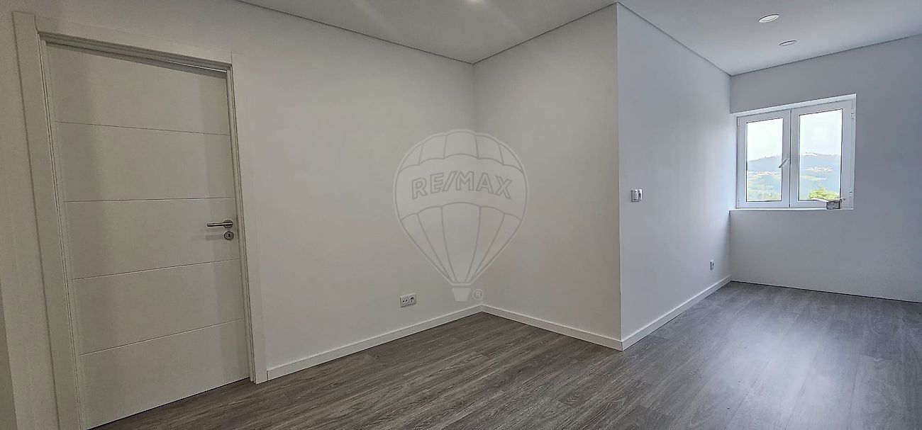 Apartamento - Alpendorada, Várzea e Torrão, Marco de Canaveses, Porto