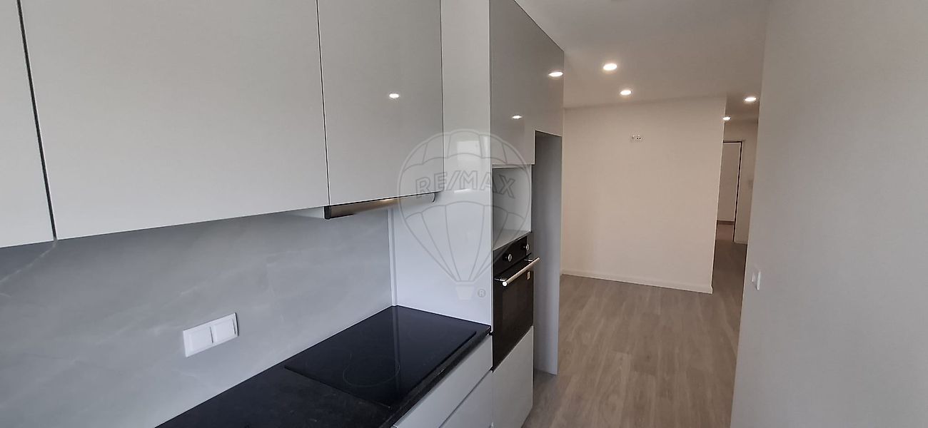Apartamento - Alpendorada, Várzea e Torrão, Marco de Canaveses, Porto