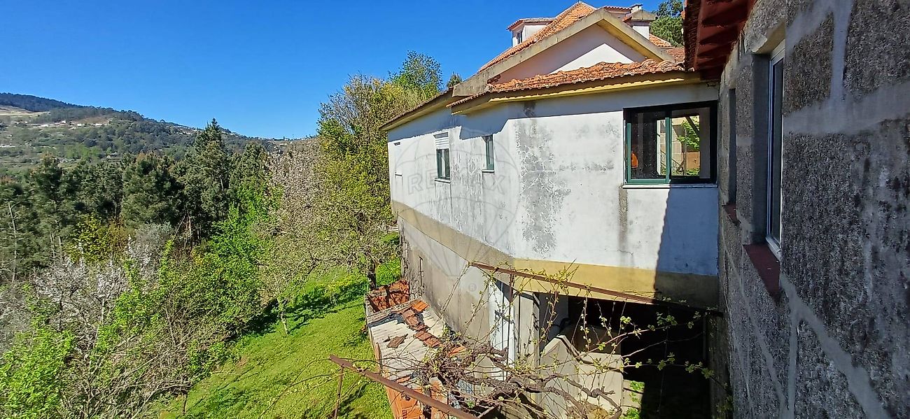 Moradia T4 à venda em Oliveira, Cinfães — foto 9