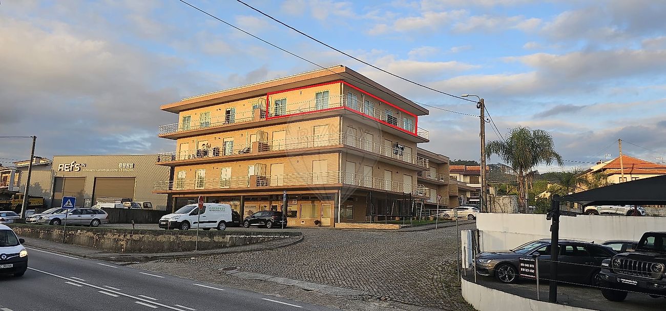 Apartamento T3 à venda em Penafiel