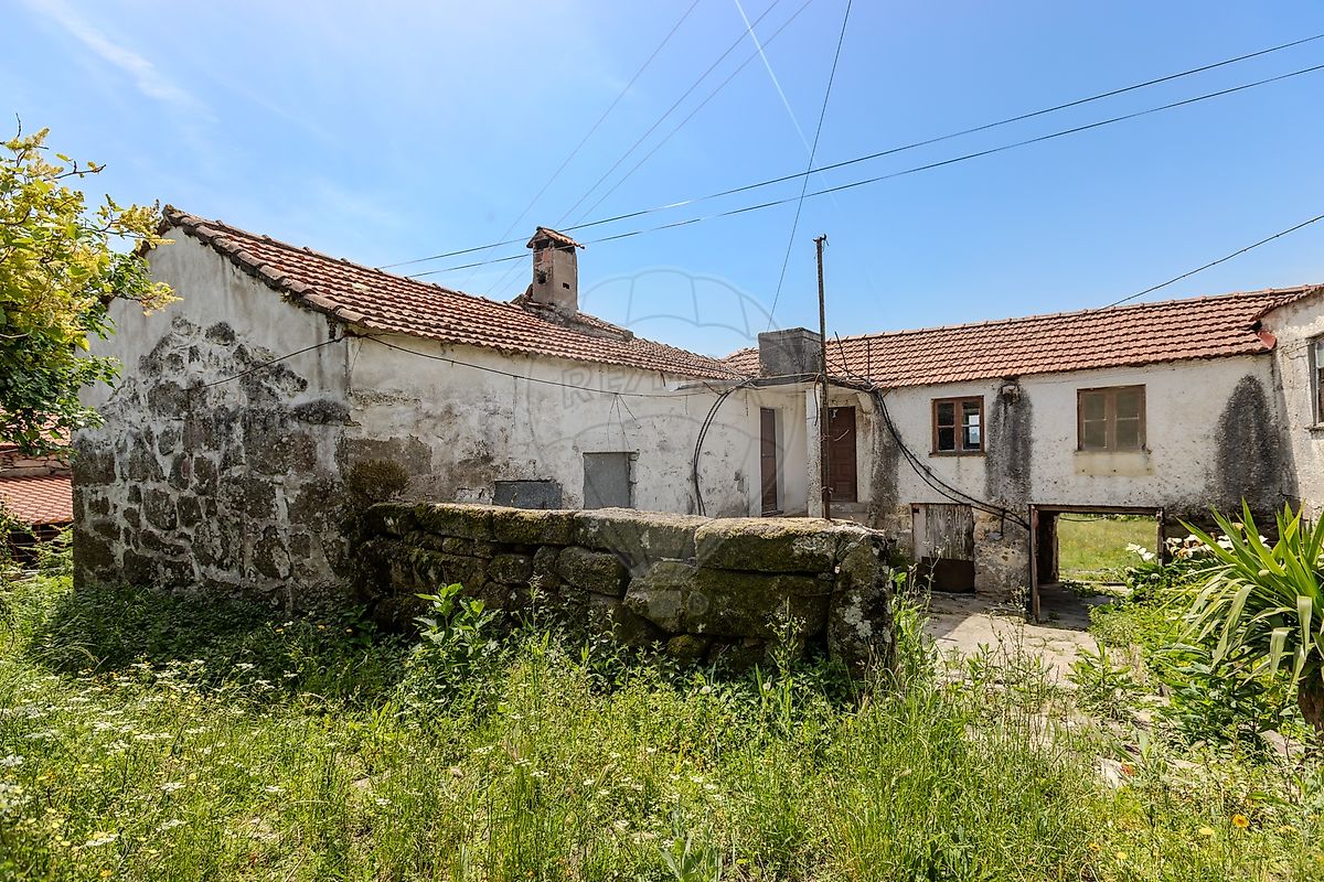 Apartamento T3 à venda em Cinfães