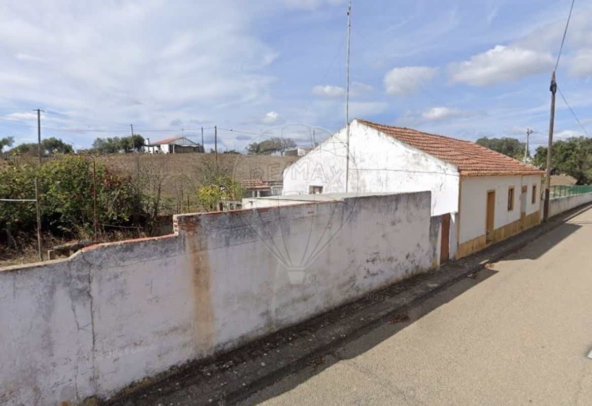 Moradia T5 para venda