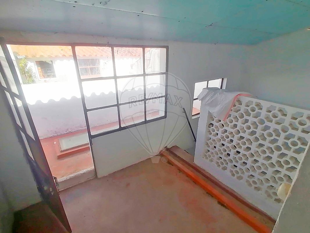 Moradia T1 à venda em Alvalade, Santiago do Cacém — foto 8