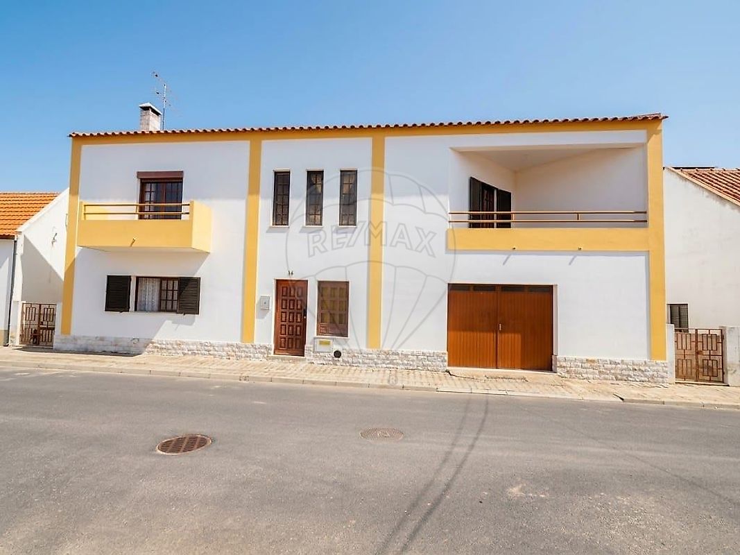 Moradia T4 à venda em Grândola