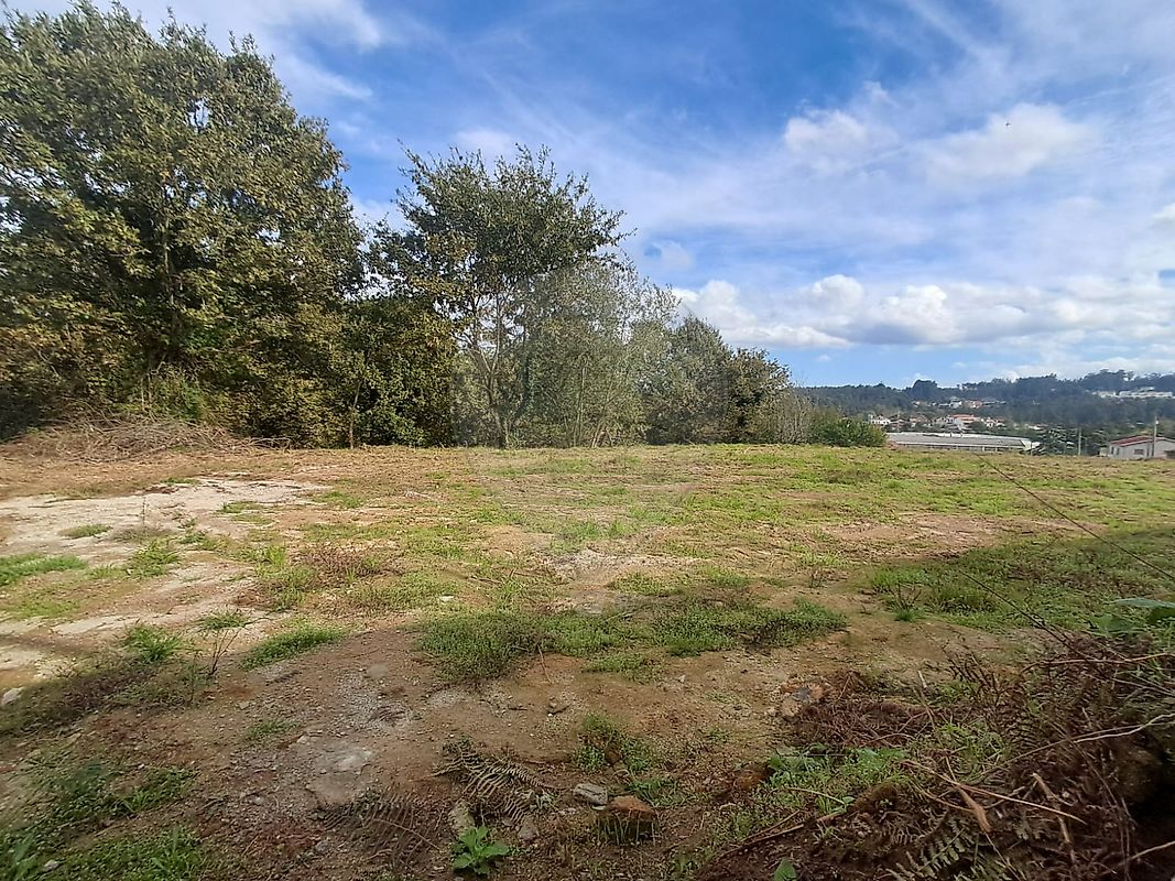 Land for sale in Santa Maria da Feira, Portugal — €78,000