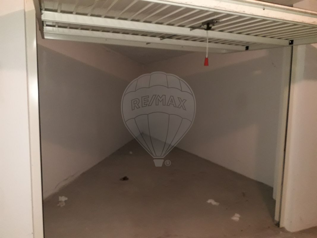 Garagem para venda