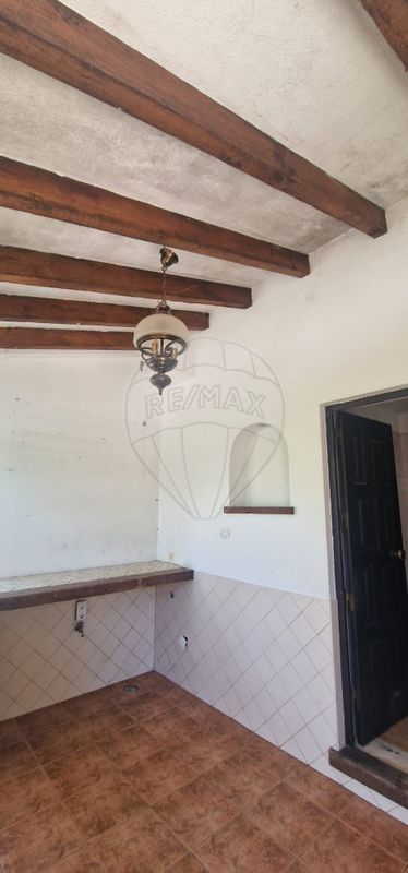 listing 126741014-53 picture-0