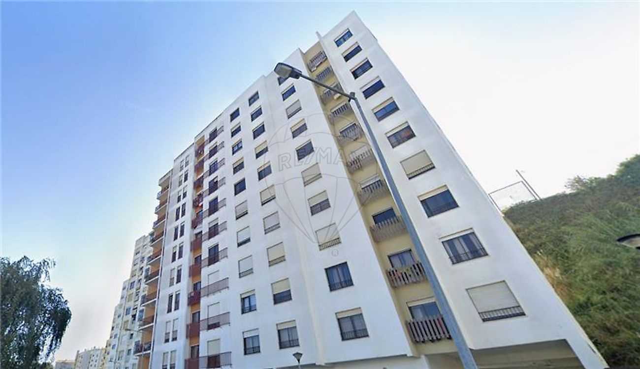 Apartamento T2 à venda em Sintra