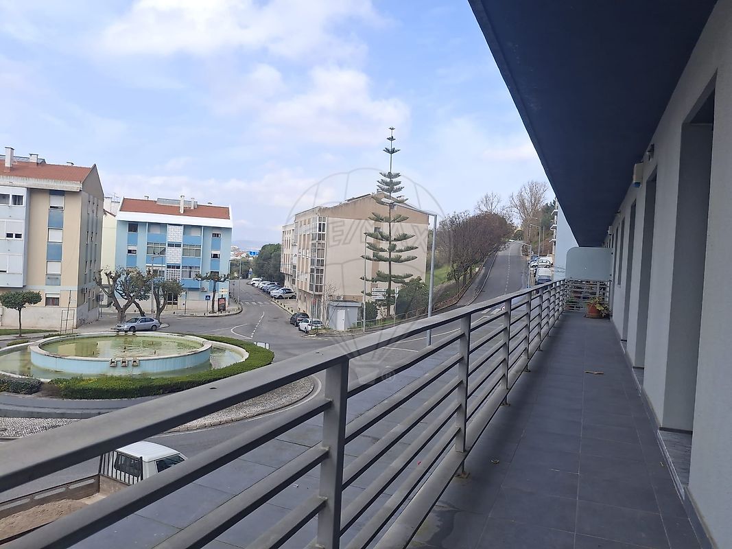 Apartamento T5 à venda em Odivelas