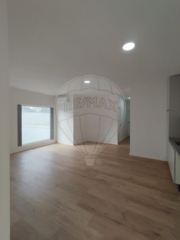 Apartamento T2 à venda em Vila Nova de Gaia