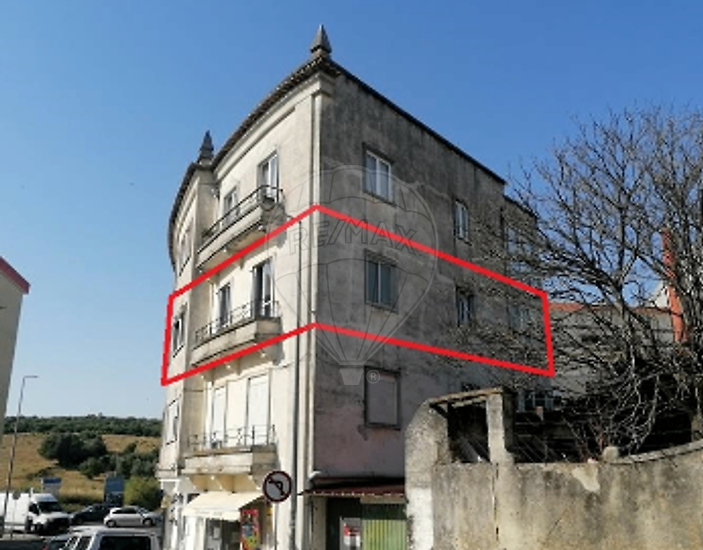 Apartamento T3 à venda em Sintra