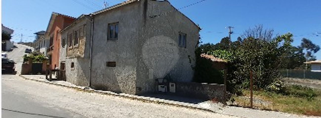 Moradia T2 à venda em Oliveira de Azeméis