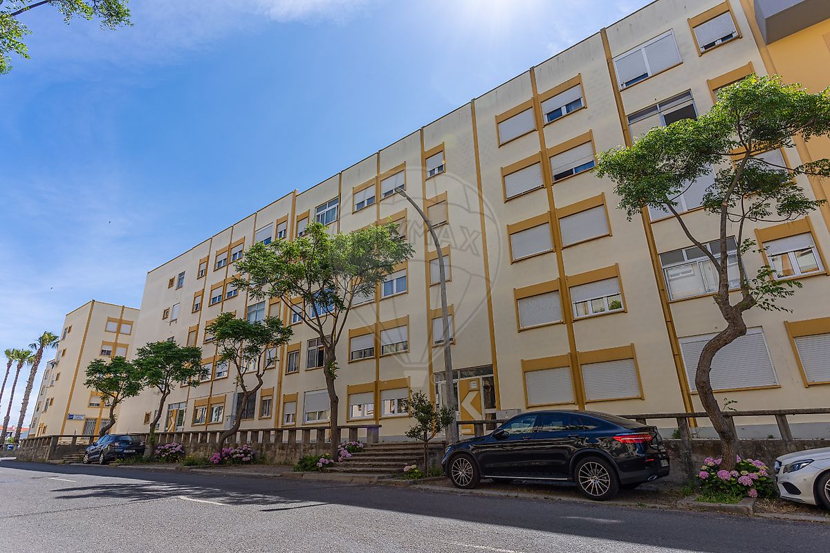 Apartamento T4 à venda em Sines