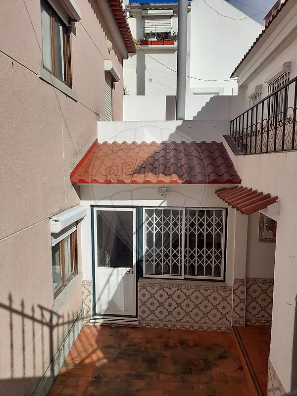 Moradia T5 em Oeiras e São Julião da Barra, Paço de Arcos e Caxias 1