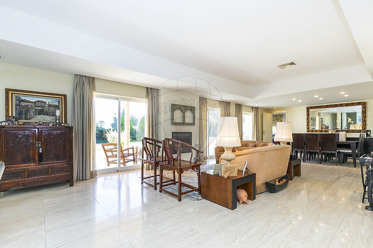 listing 126751005-121 picture-0