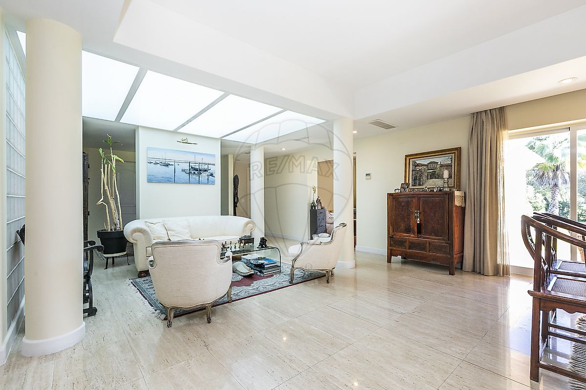 listing 126751005-121 picture-0