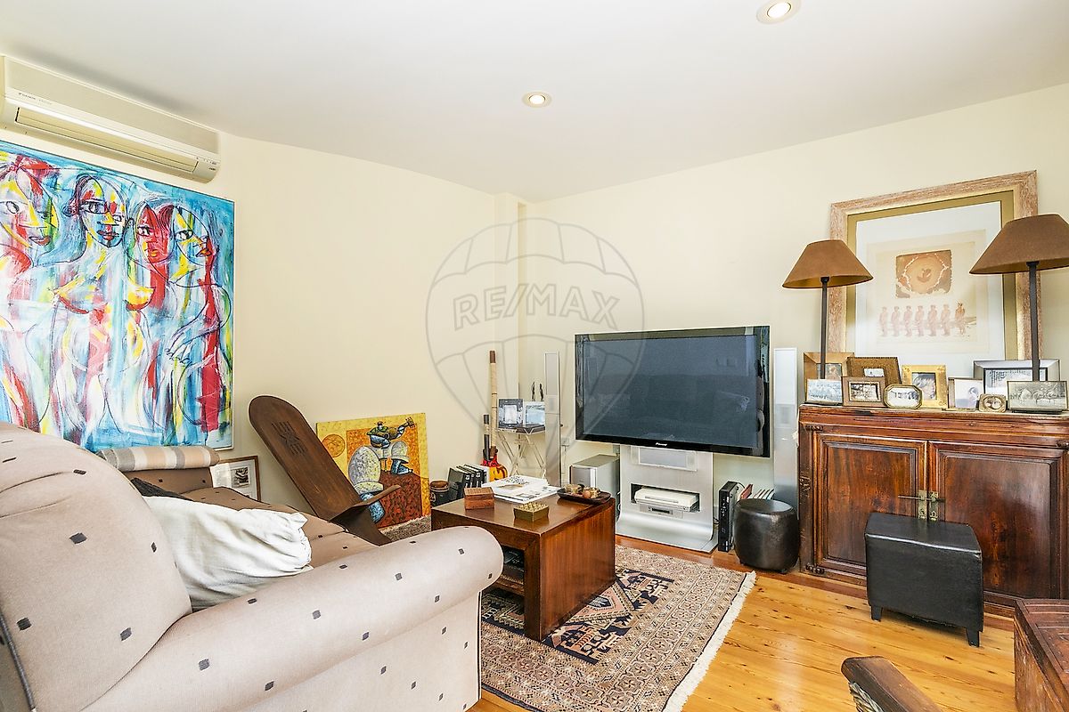 listing 126751005-121 picture-0