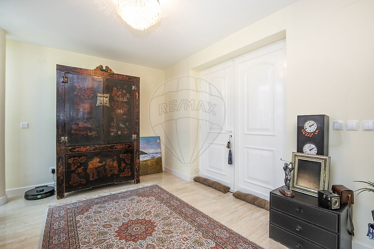 listing 126751005-121 picture-0