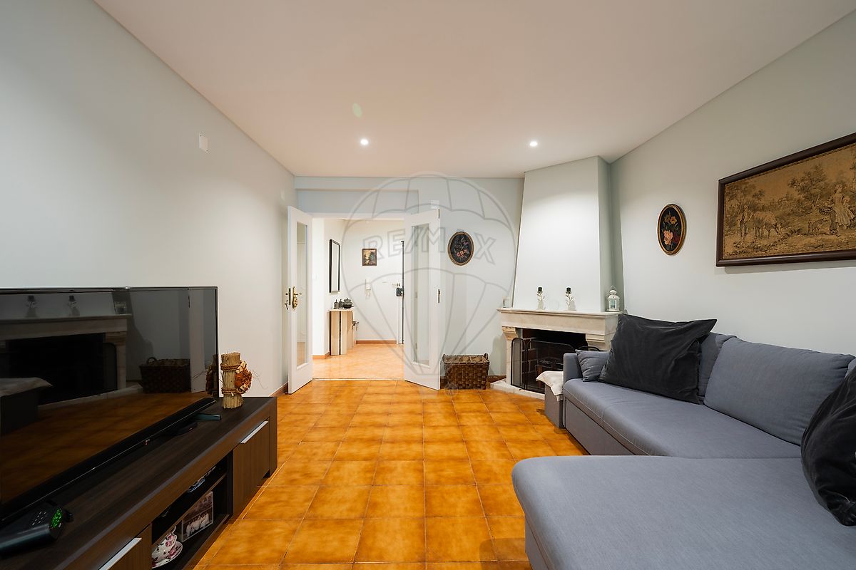 Apartamento T2 à venda em Sintra