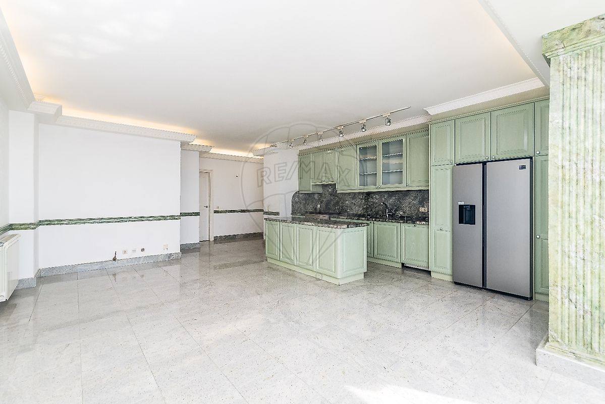 listing 126761029-5 picture-0