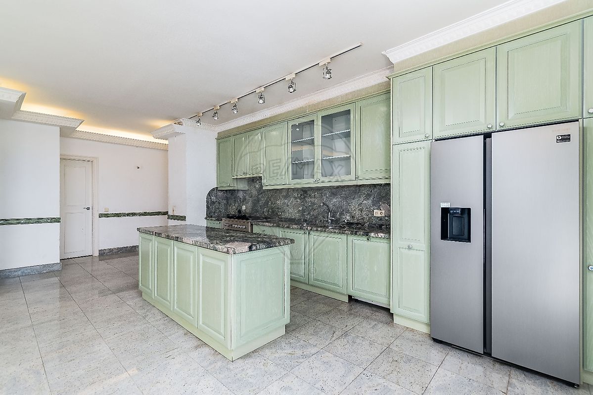 listing 126761029-5 picture-0