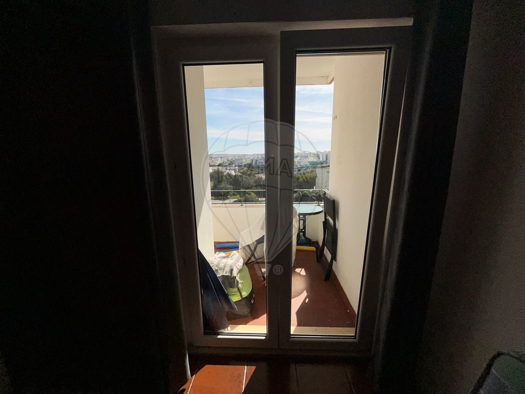listing 126761029-17 picture-0